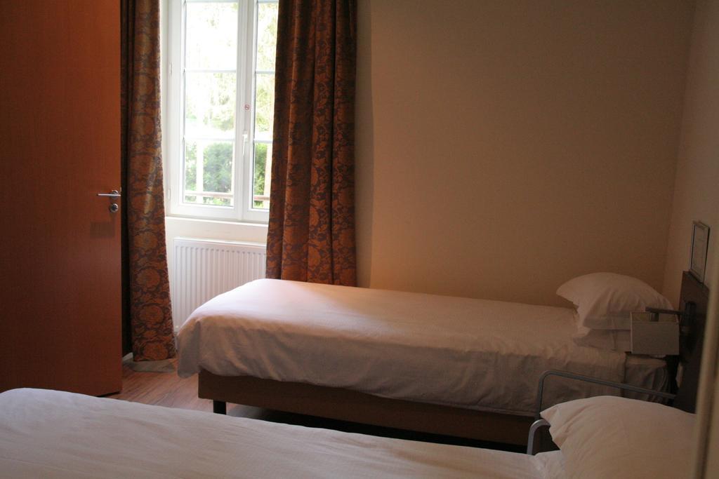 Hotel La Beauze Aubusson  Szoba fotó